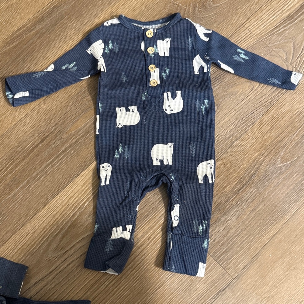 NWOT BLOOMIN BABY waffle knit cotton navy polar bear print romper